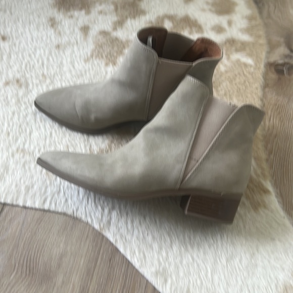 Indigo pointed ankle pull on booties - Picture 5 of 6